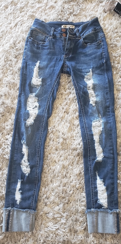 Encore distressed cropped Jean's